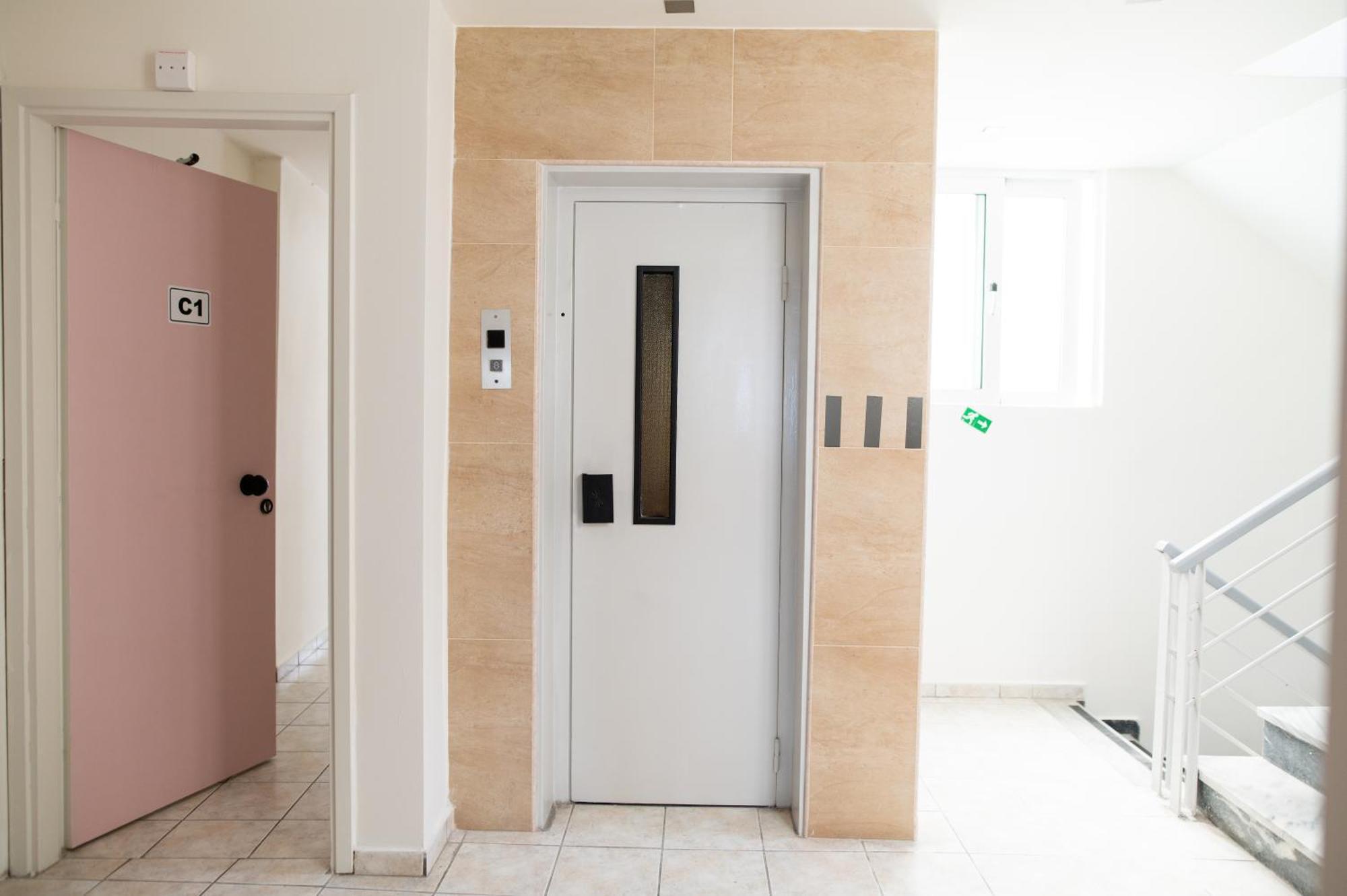 Achilleas Hotel Apartments コス・タウン エクステリア 写真